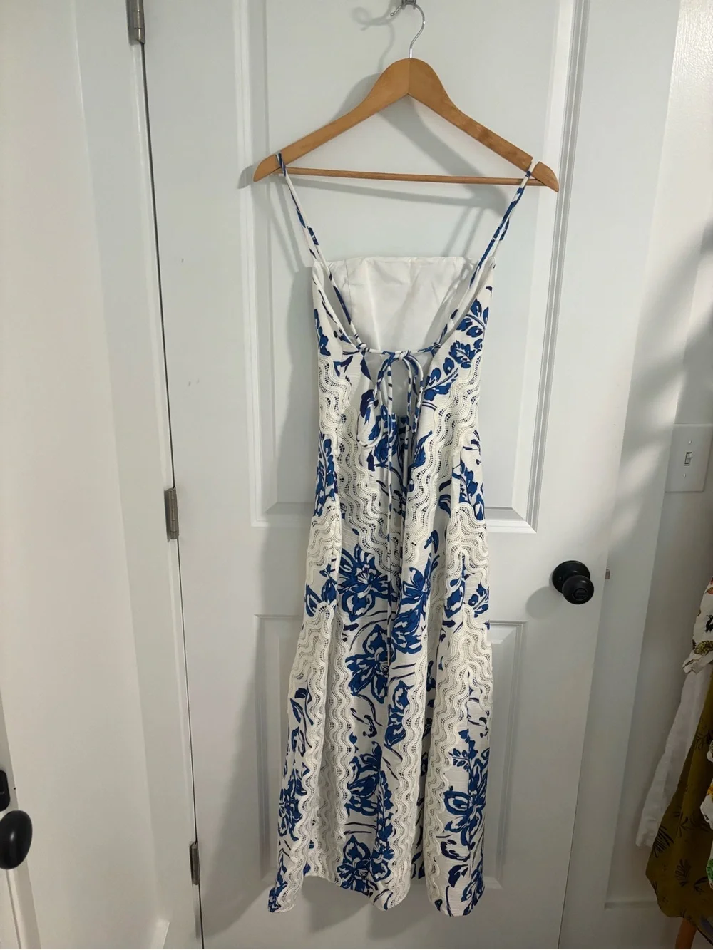 NWT SIGNIFICANT OTHER Eleni Maxi Dress Blue Ivory Lace Cream Hibiscus Size 2 - Picture 10 of 15